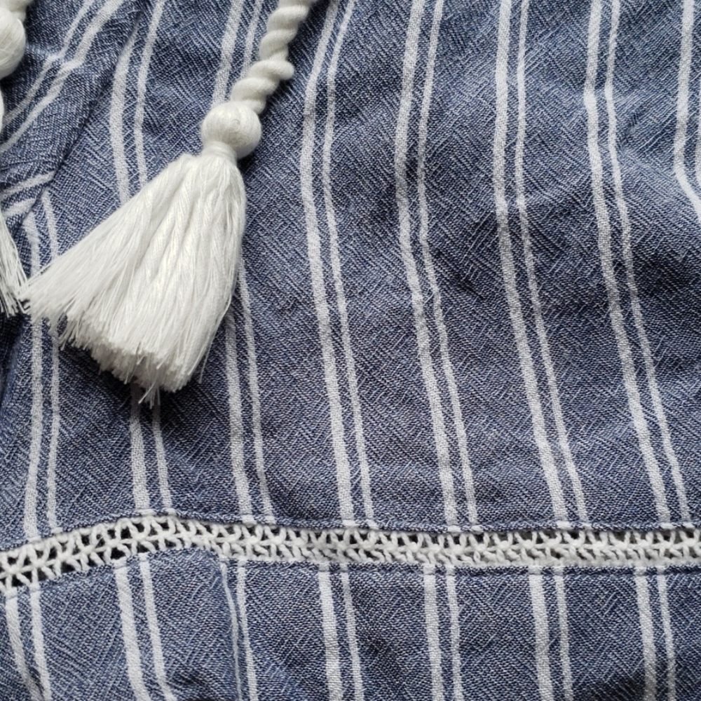 **HP**Nwt Roxy striped shorts, size small - Picture 5 of 7